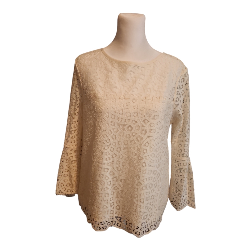 Gap white lace top